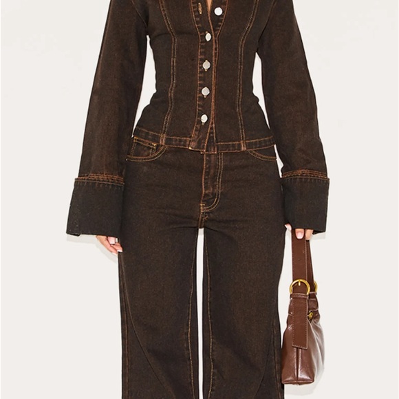 PrettyLittleThing Denim - PrettyLittleThing Dark Brown Flared Wide Leg Jeans